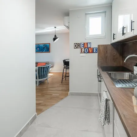 アパート Nar ベオグラード